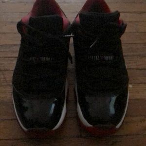 Jordan retro breed 11s low